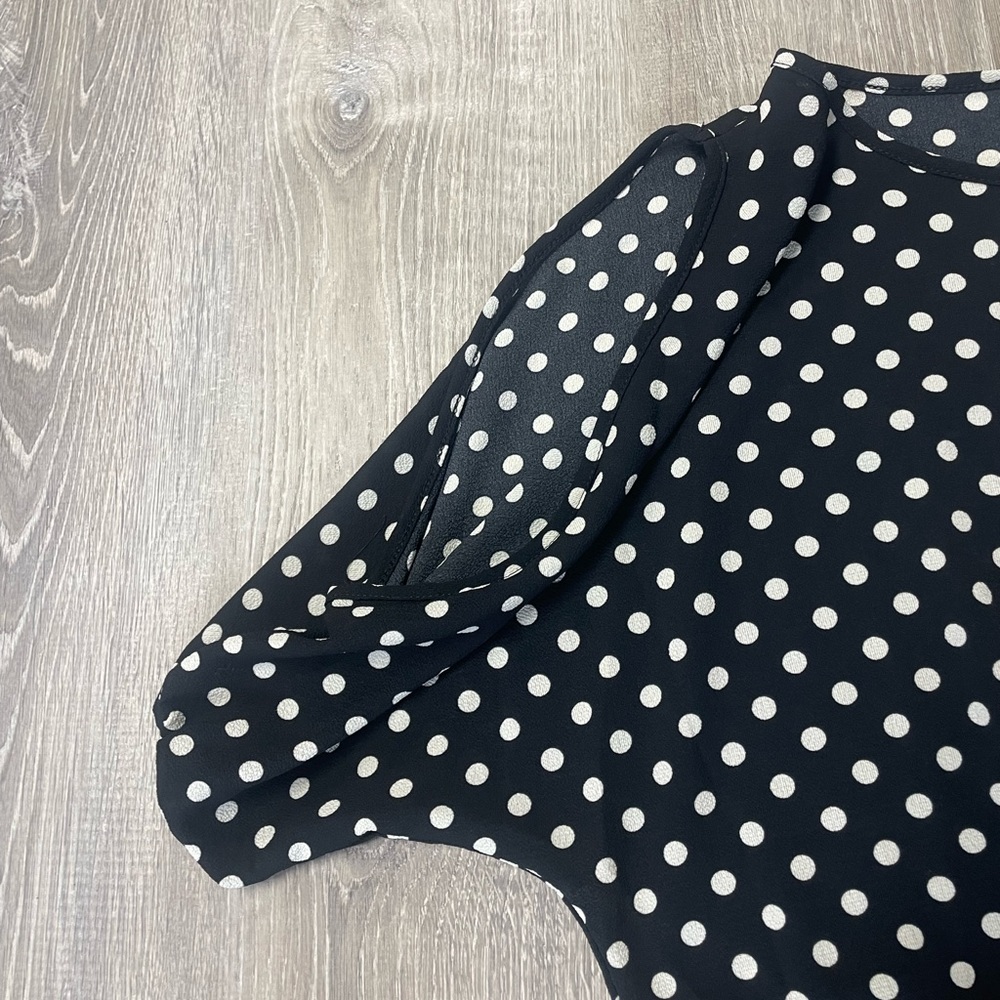 Polka dot blouse women’s - Picture 2 of 3